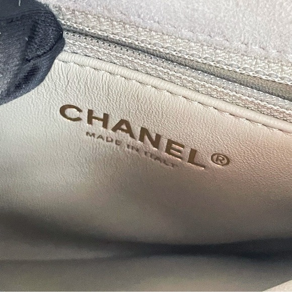 CHANEL Shearling CC Chain Flap Bag Grey Gold Hardware - Picture 9 of 16